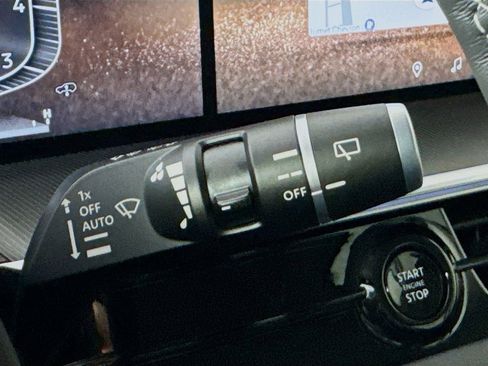 Certified 2025 INFINITI QX80 Luxe image 15