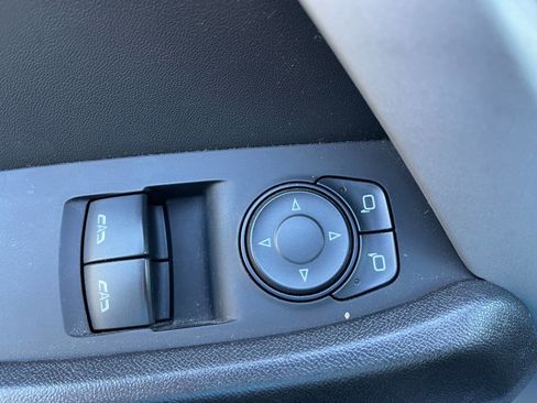 Used 2020 Chevrolet Camaro LT RWD image 18