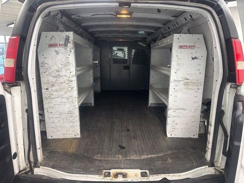 Used 2014 GMC Savana 2500 Extended image 10