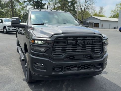 New 2026 RAM 2500 Tradesman AWD/4WD image 9
