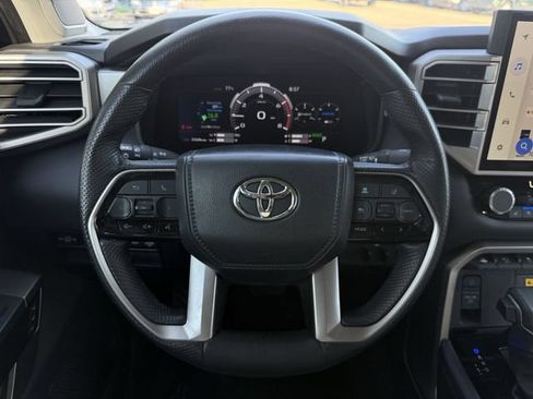 Used 2024 Toyota Tundra Limited AWD/4WD image 15