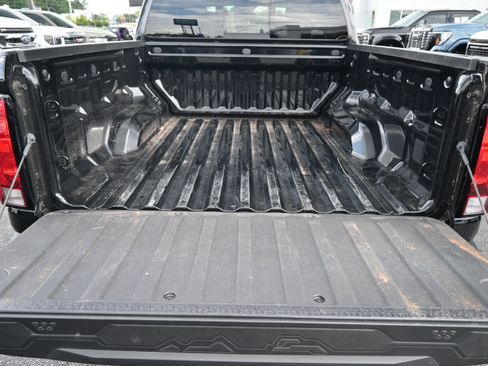 Used 2024 Chevrolet Colorado Trail Boss AWD/4WD image 32