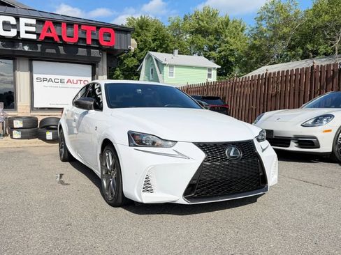 Used 2019 Lexus IS 300 F Sport w/ F Sport Package RWD image 3