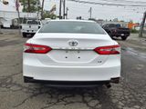 Used 2018 Toyota Camry LE w/ Convenience Package image 5