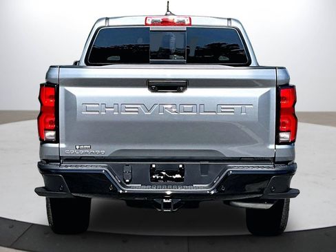 Used 2025 Chevrolet Colorado Z71 AWD/4WD image 8