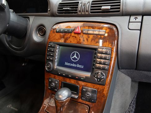 Used 2004 Mercedes-Benz CL 55 AMG image 21