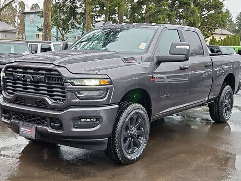 New 2026 RAM 2500 Big Horn AWD/4WD image 3