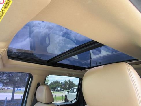 Used 2022 Ford F250 Lariat w/ Lariat Ultimate Package AWD/4WD image 27