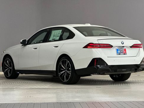 New 2026 BMW 530i w/ M Sport Package image 3