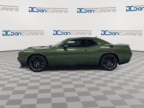 Used 2019 Dodge Challenger R/T RWD image 5