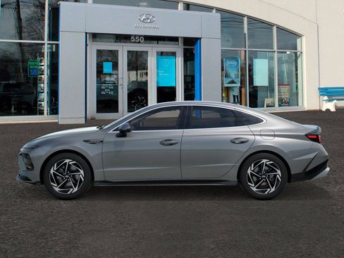 New 2026 Hyundai Sonata SEL image 3