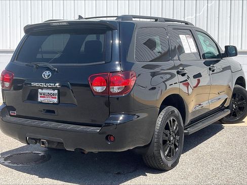 Used 2019 Toyota Sequoia TRD Sport w/ TRD Sport Premium Package AWD/4WD image 17