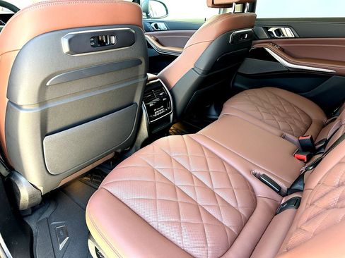 New 2026 BMW X7 xDrive40i image 16