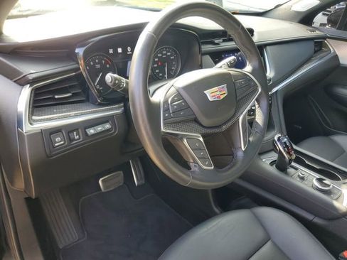 Certified 2023 Cadillac XT5 Sportv w/ Technology Package AWD/4WD image 18