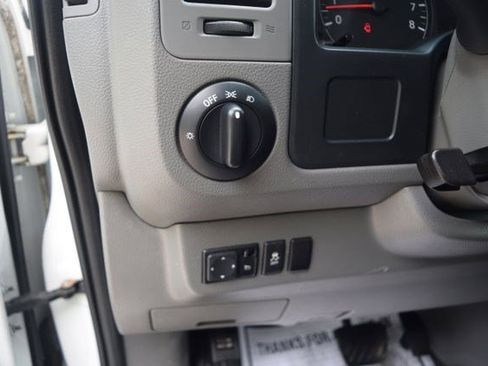 Used 2020 Nissan NV 3500 SL w/ Navigation Package RWD image 7