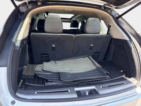 Used 2023 Acura MDX SH-AWD w/ Technology Package image 9