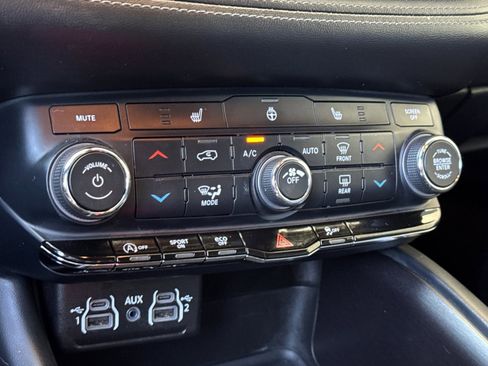 Used 2024 Dodge Durango SXT image 20