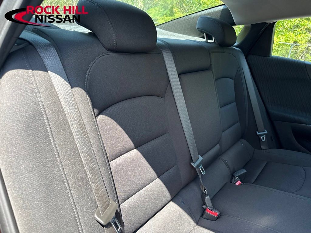 Used 2020 Chevrolet Malibu LT FWD image 30