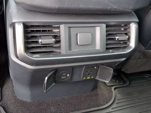 Used 2022 Ford F150 XLT w/ Equipment Group 302A High AWD/4WD image 16