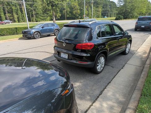 Used 2016 Volkswagen Tiguan SE AWD/4WD image 6