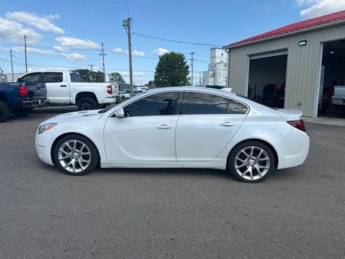 Used 2017 Buick Regal GS w/ Driver Confidence Package #2 AWD/4WD image 6