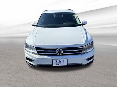 Used 2021 Volkswagen Tiguan S image 2