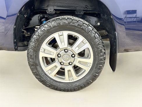 Used 2013 Toyota Tundra 4x4 Double Cab image 28