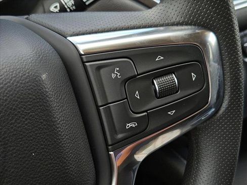 New 2025 Chevrolet Blazer LT w/ Midnight/Sport Edition image 13