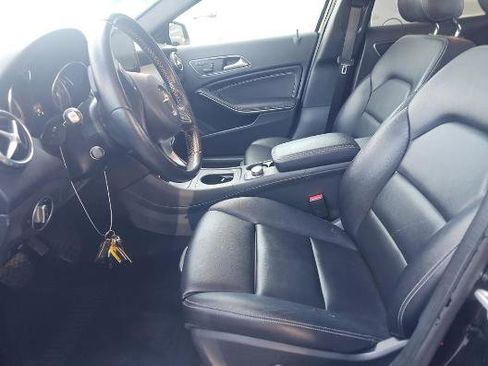 Used 2016 Mercedes-Benz GLA 250 4MATIC w/ Multimedia Package image 4