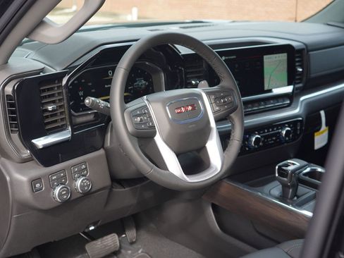 New 2026 GMC Sierra 1500 SLT w/ SLT Premium Package image 25