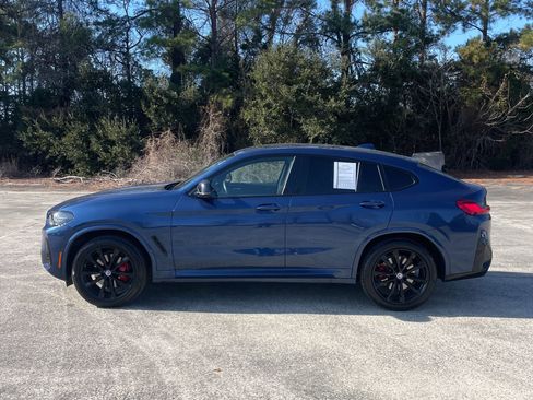 Used 2023 BMW X4 M40i w/ Premium Package image 2