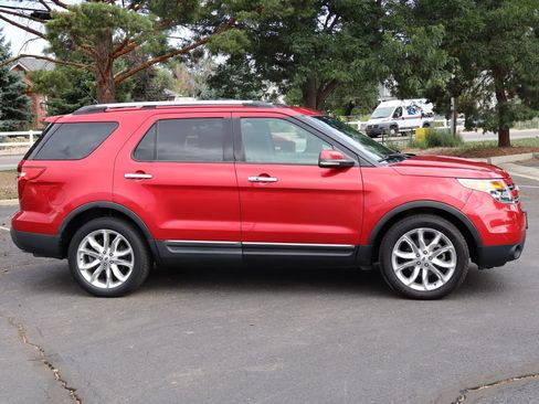 Used 2012 Ford Explorer Limited FWD image 3
