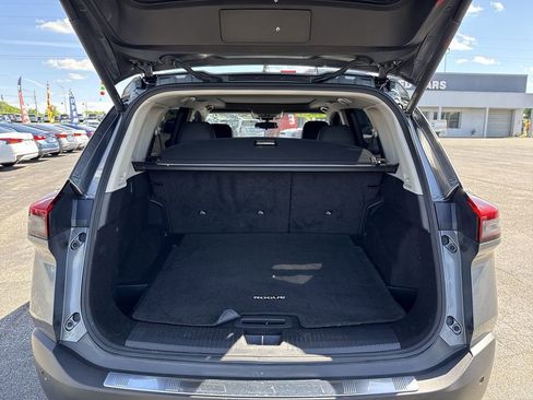 Used 2023 Nissan Rogue SV w/ SV Premium B Package AWD/4WD image 17