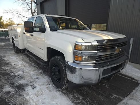 Used 2015 Chevrolet Silverado 3500 W/T w/ WT Convenience Package RWD image 6