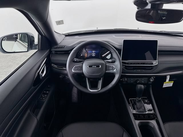 New 2026 Jeep Compass Latitude AWD/4WD image 22