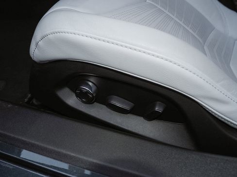 Certified 2021 Chevrolet Corvette Stingray Preferred Cpe w/ Z51 Performance Package image 26