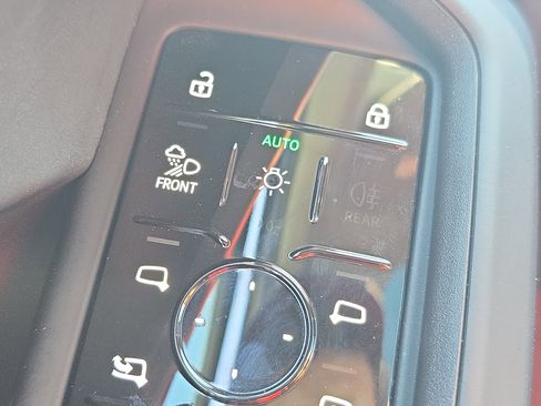 Certified 2025 Audi Q5 Premium Plus w/ Premium Plus AWD/4WD image 24