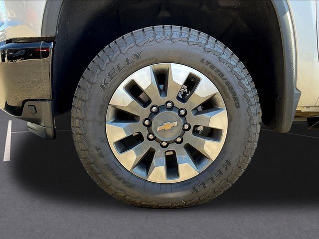 Certified 2022 Chevrolet Silverado 2500 Custom w/ Custom Value Package AWD/4WD image 37