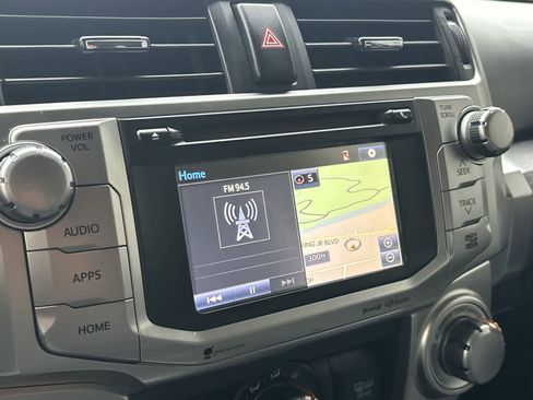 Used 2019 Toyota 4Runner SR5 Premium image 16