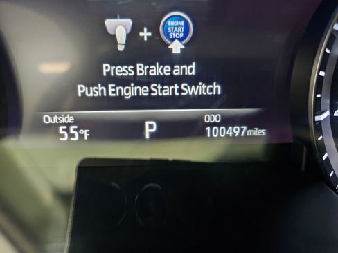 Used 2021 Toyota Highlander XLE image 32