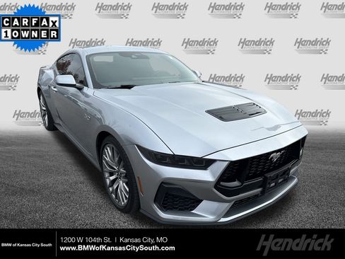 Used 2025 Ford Mustang GT Premium image 1