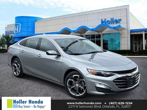 Used 2024 Chevrolet Malibu LT image 1