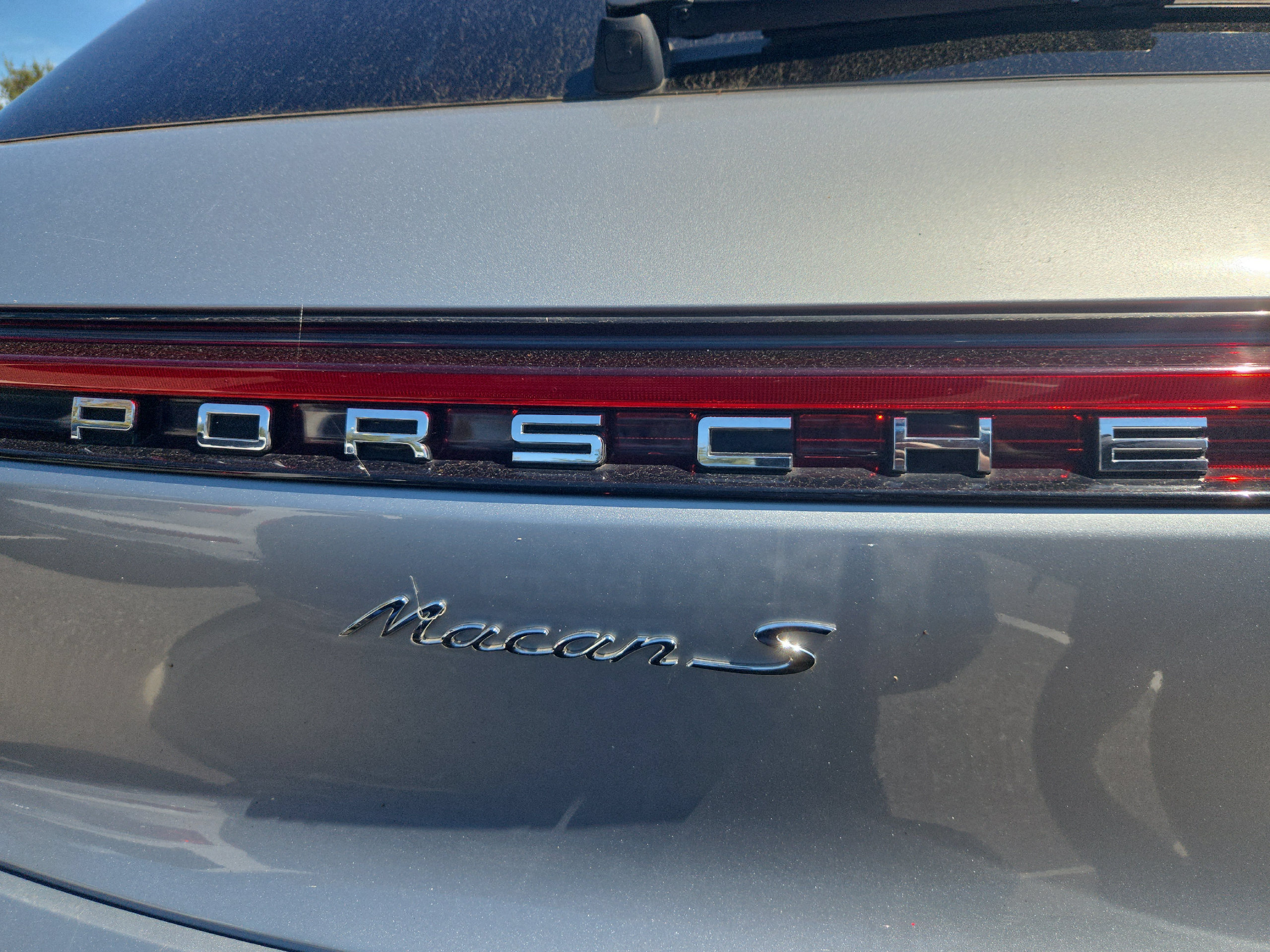 Used 2023 Porsche Macan S AWD/4WD image 13