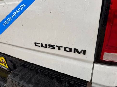 Used 2025 Chevrolet Silverado 3500 LTZ w/ LTZ Plus Package AWD/4WD image 8