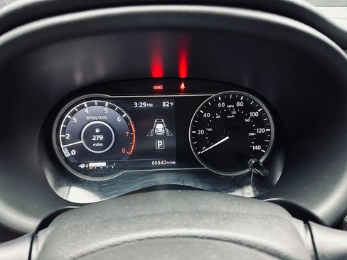 Used 2020 Nissan Kicks SV FWD image 31
