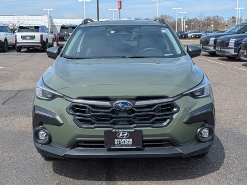 Used 2024 Subaru Crosstrek 2.5i Limited AWD/4WD image 8