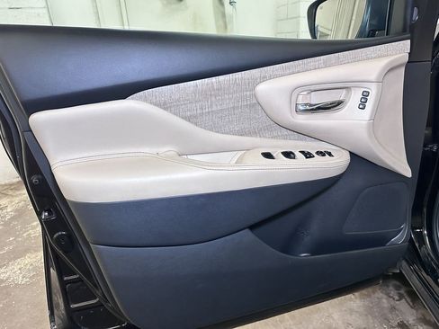 Used 2023 Nissan Murano SL w/ SL Moonroof Package image 22