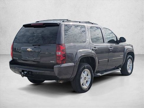 Used 2011 Chevrolet Tahoe LT w/ Luxury Package AWD/4WD image 5