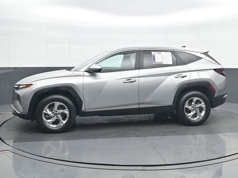 Used 2023 Hyundai Tucson SE AWD/4WD image 3
