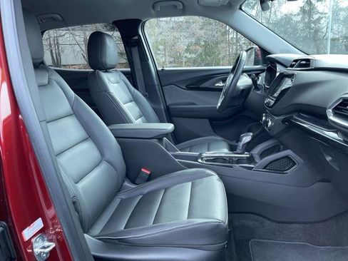 Used 2022 Chevrolet TrailBlazer LT w/ Premium Seating Package image 26